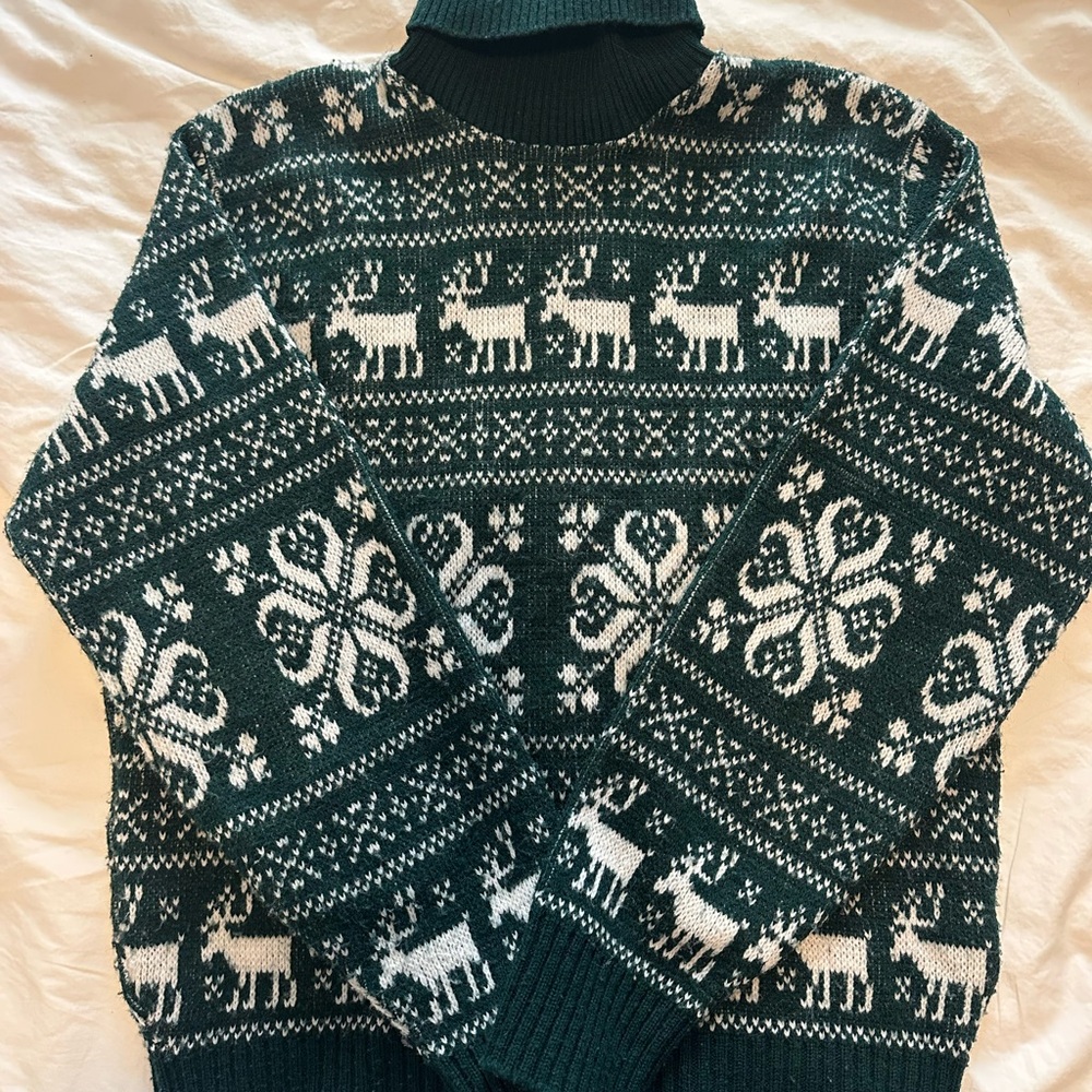 Green and White Reindeer Fair Isle Sweater Hygge